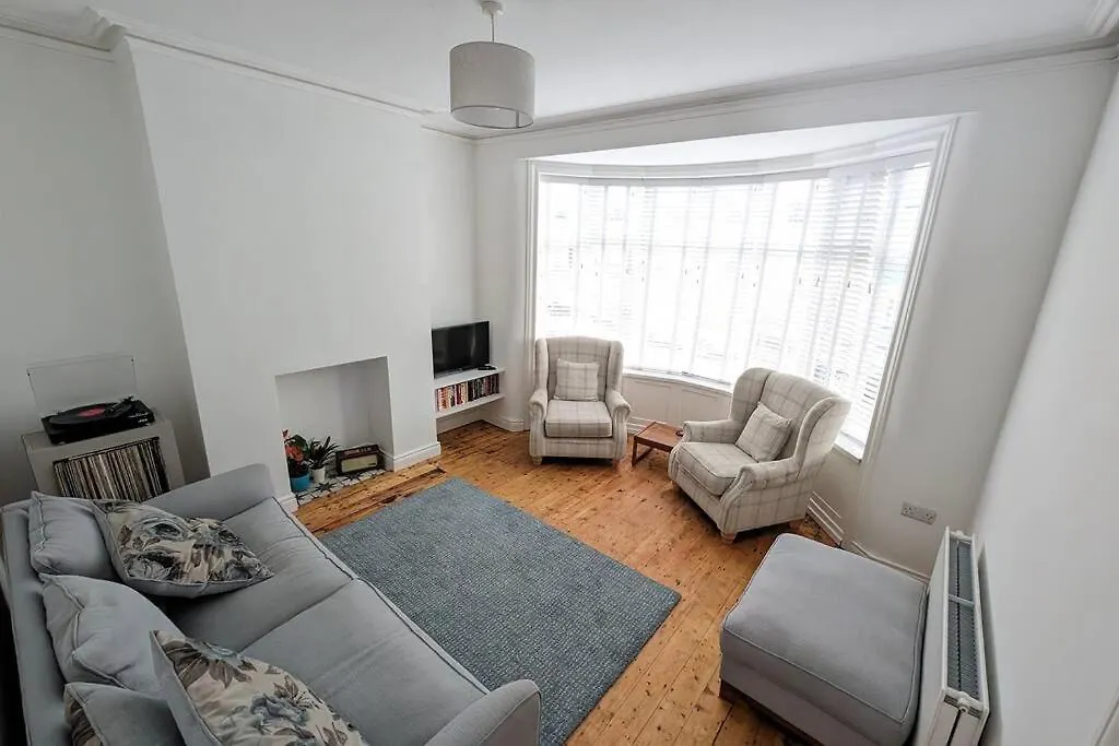 Villa Charming Character House In Beautiful Neighborhood Belfast 0*,